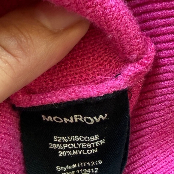 Monrow Pink Crew Neck Pull Over Sweater - Picture 4 of 7
